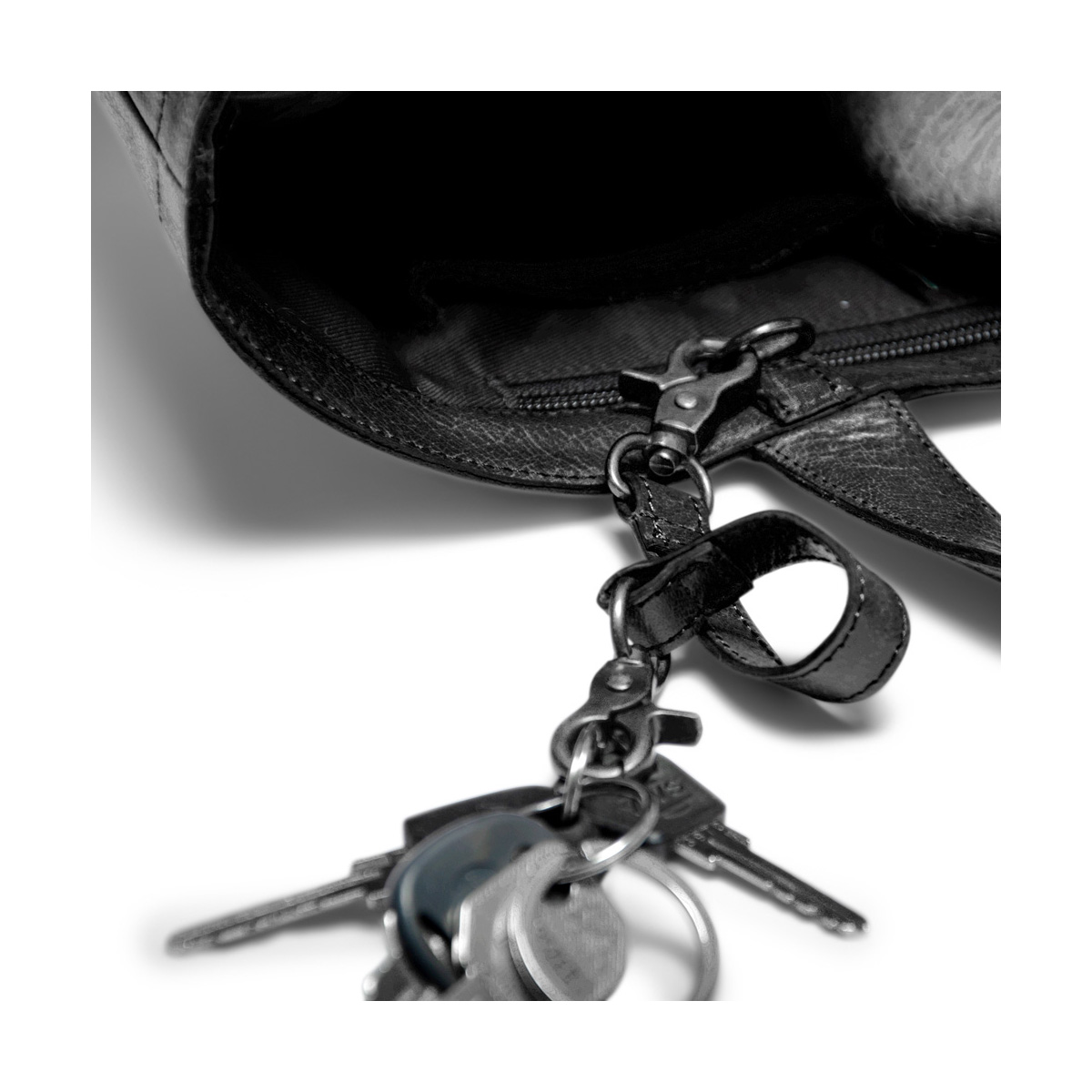 Ledertasche mit Henkel Hiba Black