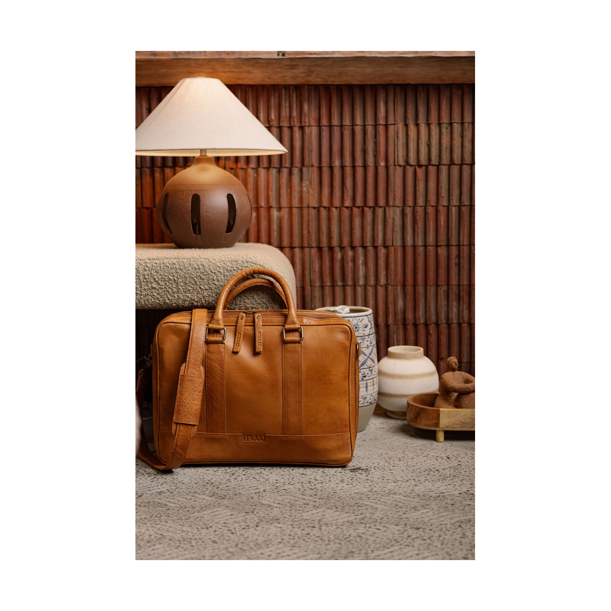 Lederhandtasche mit Henkel Drea Whisky